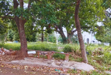 Lote/Terreno à venda, 1027m² no Conjunto Habitacional Maria Cecília Serrano de Oliveira, Londrina