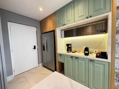 Apartamento com 3 Quartos à venda, 167m² no Jardim das Acácias, São Paulo