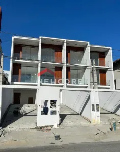 Casa com 3 Quartos à venda, 147m² no Bom Retiro, Joinville
