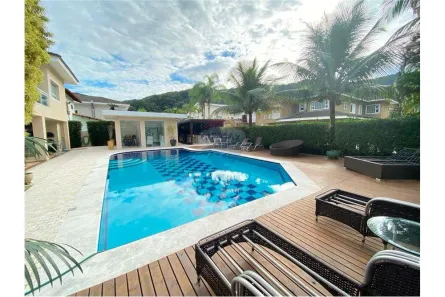 Casa com 5 Quartos à venda, 560m² no Enseada, Guarujá
