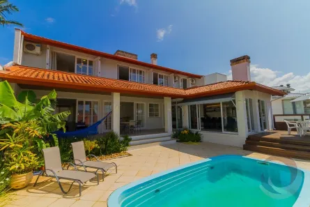 Casa com 4 Quartos à venda, 430m² no João Paulo, Florianópolis
