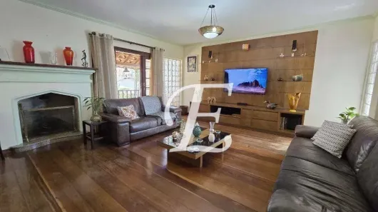 Sobrado com 5 Quartos à venda, 465m² no Barreiro, Mairiporã