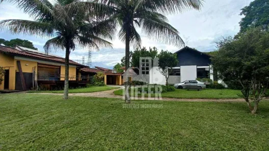 Casa de Condomínio com 5 Quartos à venda, 550m² no Maria Paula, Niterói
