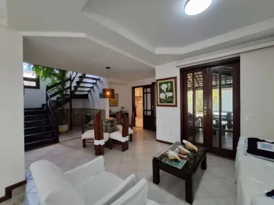 Casa de Condomínio com 4 Quartos para alugar, 260m² no Piatã, Salvador