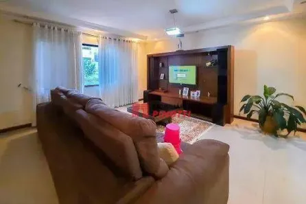 Sobrado com 4 Quartos para venda ou aluguel, 234m² no Taboão, São Bernardo do Campo