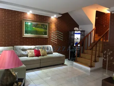 Sobrado com 2 Quartos à venda, 165m² no Parque Marabá, Taboão da Serra