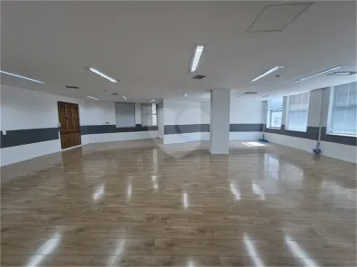 Sala Comercial para alugar, 245m² no República, São Paulo