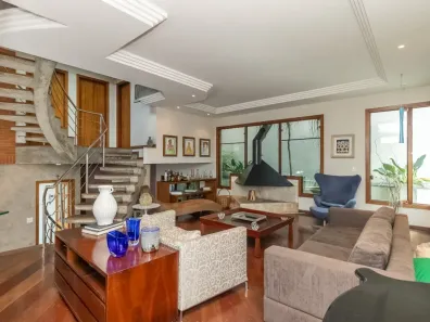 Casa com 4 Quartos à venda, 237m² no Jardim Marajoara, São Paulo