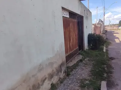 Casa com 3 Quartos à venda, 80m² no Santa Maria, Brasília