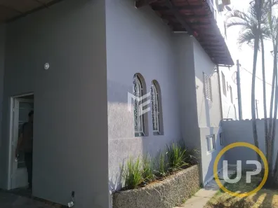Ponto Comercial com 2 Quartos para alugar, 90m² no Petrópolis, Betim