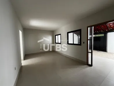 Casa com 3 Quartos à venda, 130m² no Laranjeiras, Uberlândia