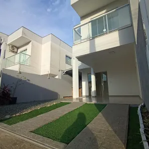 Sobrado com 2 Quartos à venda, 95m² no Centro, Penha