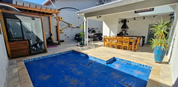 Casa com 3 Quartos à venda, 225m² no Tulipas, Jundiaí