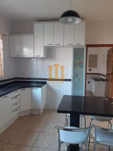Casa com 4 Quartos à venda, 400m² no Alto São Pedro, Taubaté