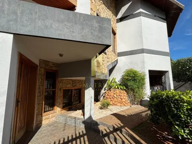 Casa com 4 Quartos para alugar, 397m² no São Joaquim, Franca