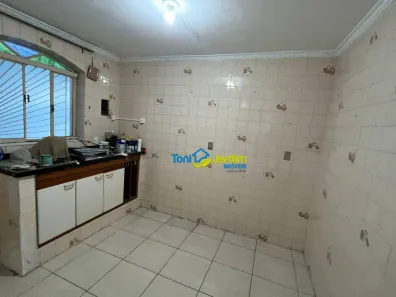 Casa com 1 Quarto para alugar, 45m² no Parque das Nações, Santo André