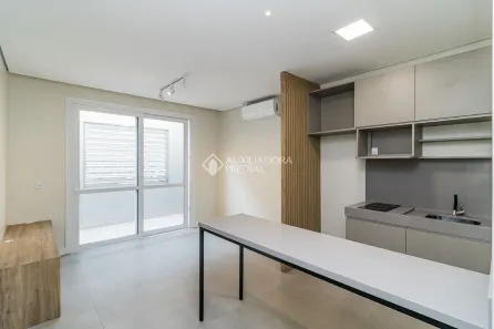 Casa com 1 Quarto para alugar, 90m² no Rio Branco, Porto Alegre