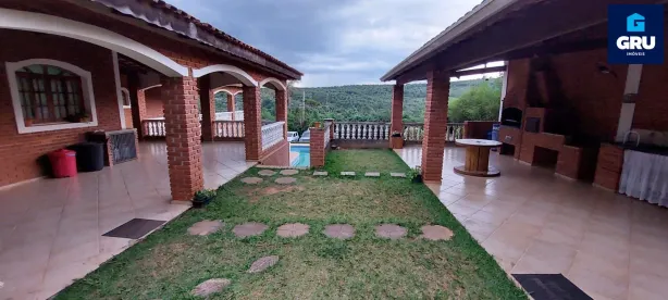 Fazenda/Sítio com 4 Quartos à venda, 200m² no Chácara Fernão Dias, Bragança Paulista