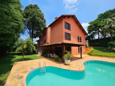 Sobrado com 4 Quartos à venda, 380m² no Vila Oliveira, Mogi das Cruzes