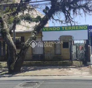 Lote/Terreno à venda, 330m² no Nonoai, Porto Alegre