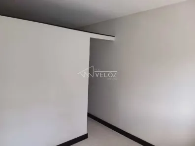 Sala Comercial à venda, 28m² no Centro, Rio de Janeiro