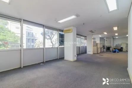 Sala Comercial para alugar, 284m² no Centro Histórico, Porto Alegre