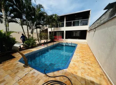 Sobrado com 5 Quartos à venda, 259m² no Vale do Igapó III, Bauru