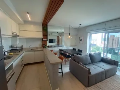 Apartamento com 2 Quartos à venda, 68m² no Cambuí, Campinas