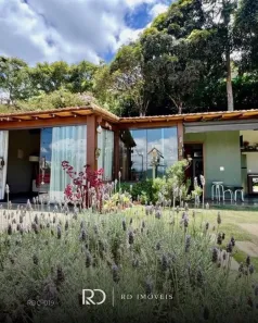 Casa de Condomínio com 3 Quartos à venda, 150m² no Cuiabá, Petrópolis