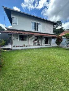 Sobrado com 5 Quartos à venda, 196m² no Parque Guarani, Joinville