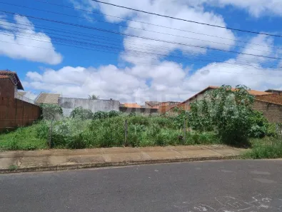 Lote/Terreno à venda, 250m² no Minas Gerais, Uberlândia