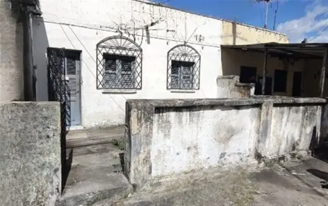 Casa com 3 Quartos para alugar, 70m² no Jóquei Clube, Fortaleza