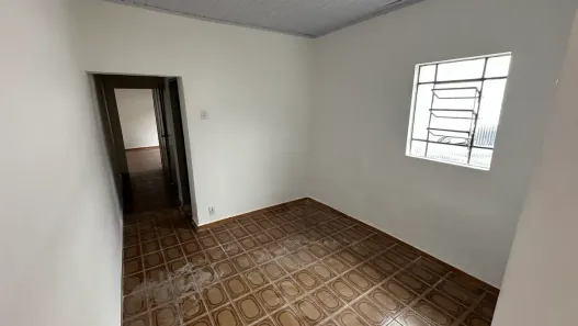 Casa com 2 Quartos para alugar, 43m² no Vila Industrial, Mogi das Cruzes