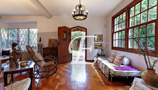 Casa com 3 Quartos para alugar, 250m² no Jardim Paulista, São Paulo