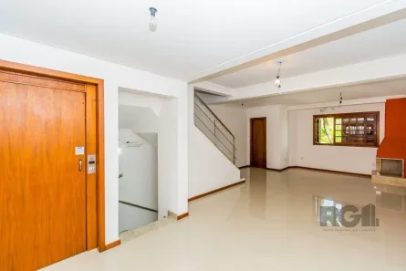 Casa com 3 Quartos à venda, 320m² no Jardim Itu, Porto Alegre