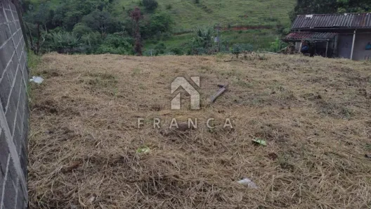 Lote/Terreno à venda, 180m² no Jardim Maria Amélia, Jacareí