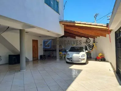Sobrado com 3 Quartos à venda, 130m² no Santa Terezinha, Santo André