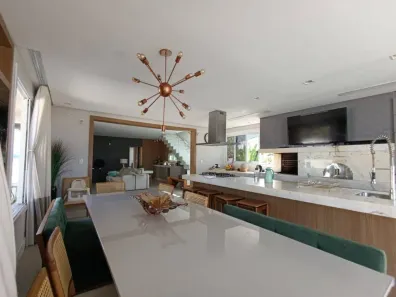 Casa com 4 Quartos à venda, 450m² no Balneário, Florianópolis