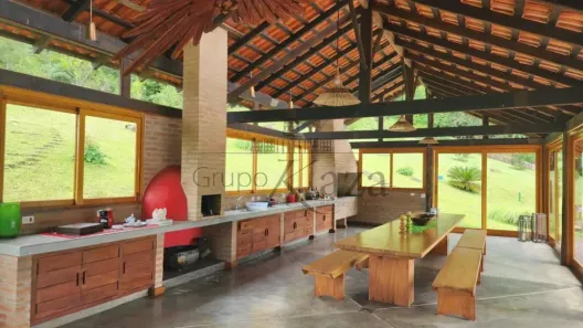 Fazenda/Sítio com 9 Quartos à venda, 1000m² no São Francisco Xavier, São José dos Campos