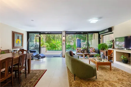 Sobrado com 3 Quartos à venda, 294m² no Jardim Leonor, São Paulo