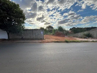Lote/Terreno à venda, 254m² no Residencial Tangará, Anápolis