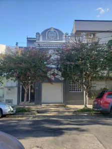 Casa com 3 Quartos à venda, 230m² no Rio Branco, Porto Alegre