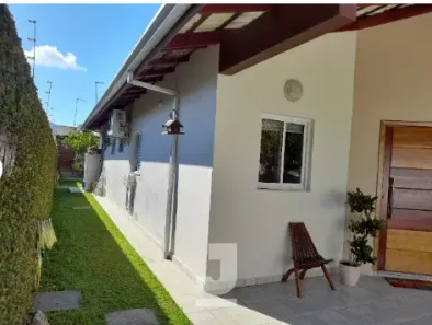 Casa com 4 Quartos à venda, 200m² no Prainha, Caraguatatuba
