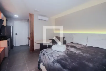 Kitnet com 1 Quarto à venda, 26m² no Rio Branco, Porto Alegre