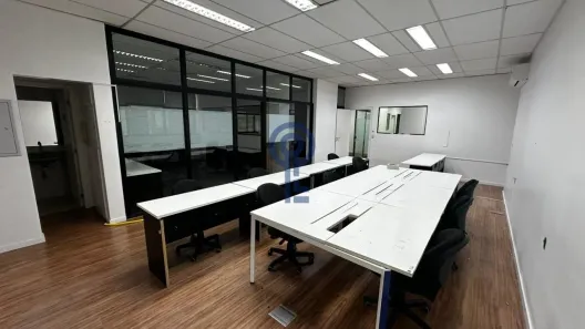 Sala Comercial para alugar, 400m² no João Paulo, Florianópolis