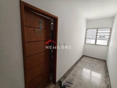 Kitnet à venda, 55m² no Centro, São Vicente