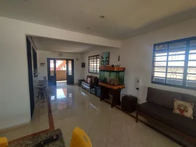 Casa com 7 Quartos à venda, 360m² no Nacional, Contagem