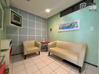 Sala Comercial para venda ou aluguel, 37m² no Calhau, São Luís