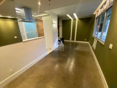 Apartamento com 2 Quartos à venda, 75m² no Leme, Rio de Janeiro
