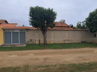 Casa com 2 Quartos à venda, 100m² no Parati, Araruama